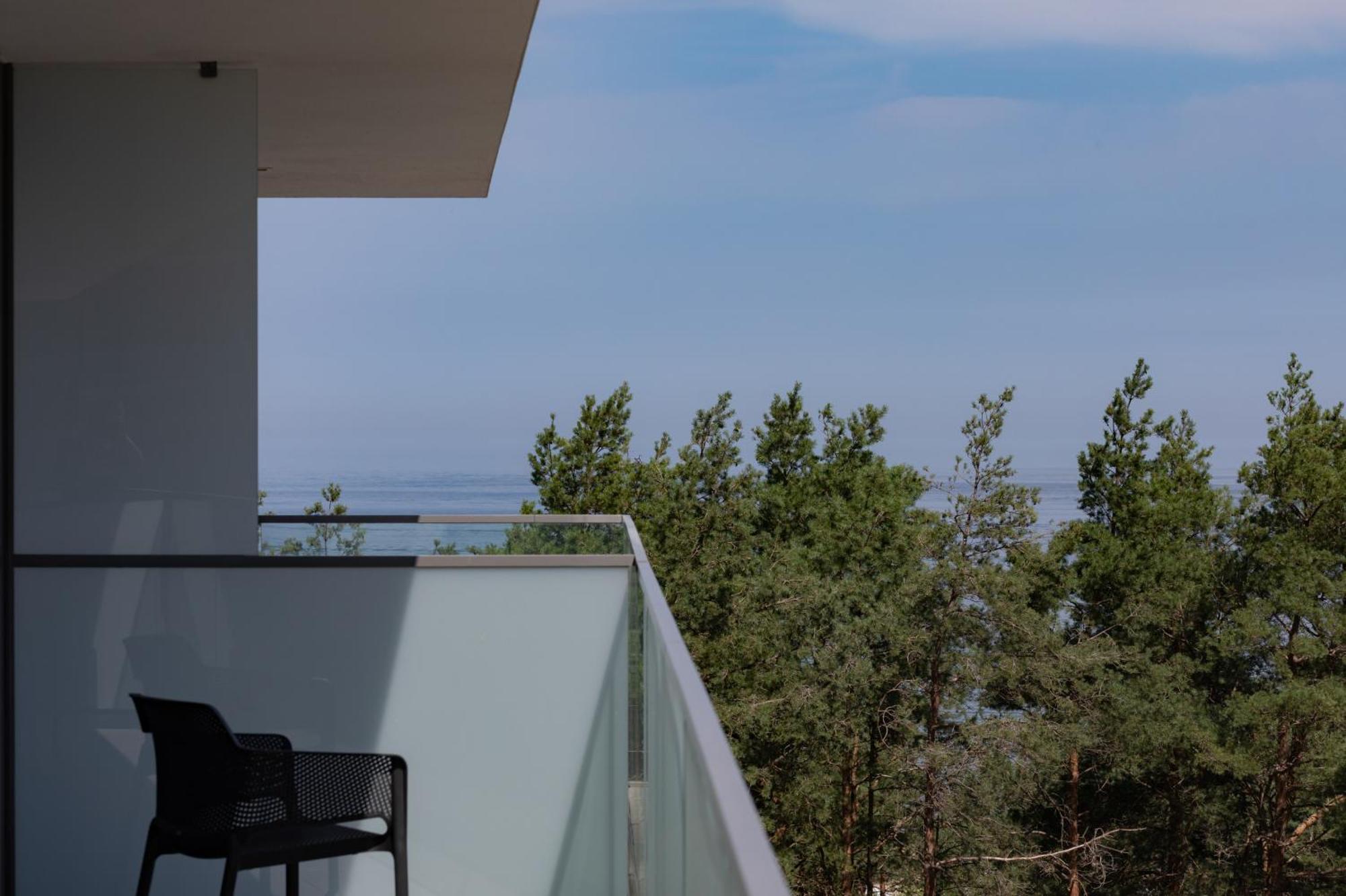 Royal Waves Resort & Spa - Apartment With Parking By Noclegi Renters 미엥지즈드로예 외부 사진